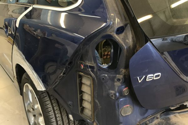 Volvo V60 javítása