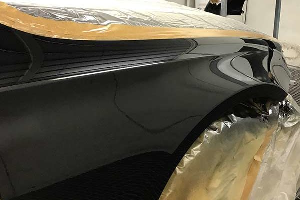 Mercedes E350d 4matic első lökhárító és sárvédő javítása