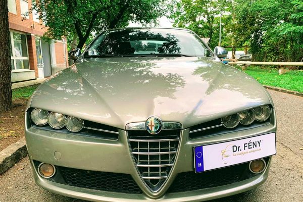 Alfa Romeo gépháztető és lökhárító javítása, fényezése