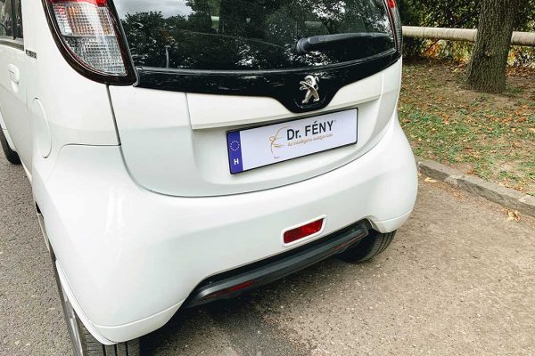 Peugeot Ion javítása
