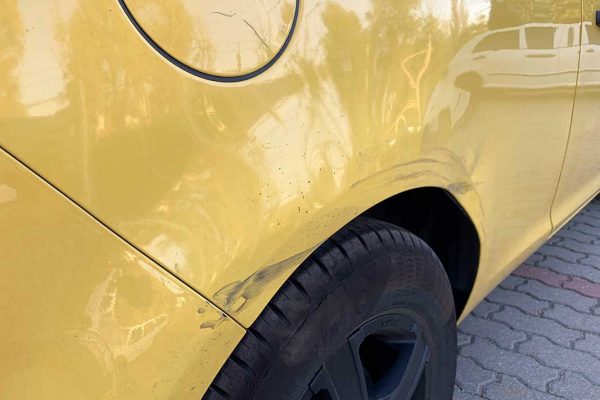 Opel Corsa javítása, fényezése