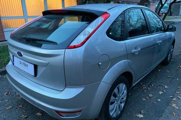 Ford Focus karosszériás javítása, fényezése