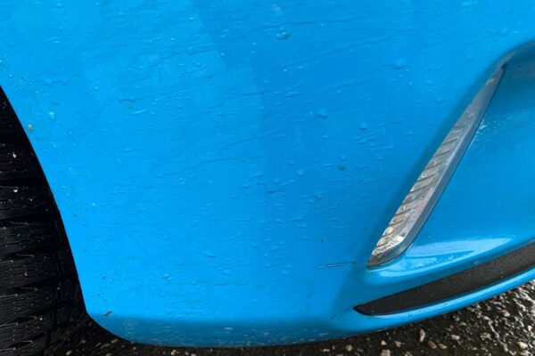 Volvo V40 javítása, fényezése