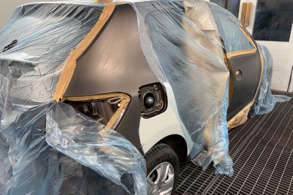 Dacia Sandero javítása, fényezése