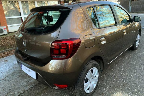 Dacia Sandero javítása, fényezése