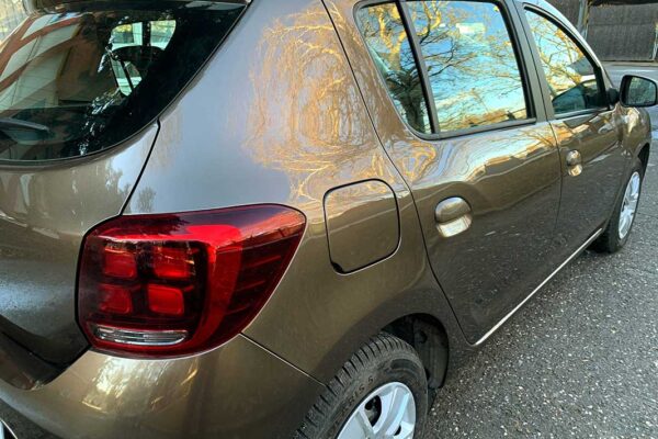 Dacia Sandero javítása, fényezése