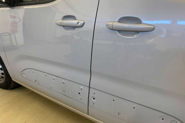 Opel Combo javítása, fényezése
