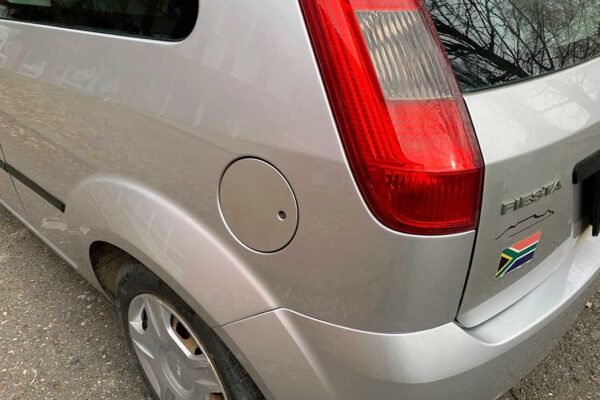 Ford Fiesta javítása, fényezése