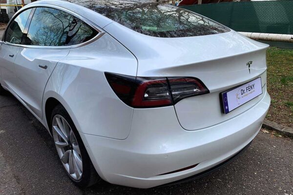Tesla Model 3 javítása, fényezése