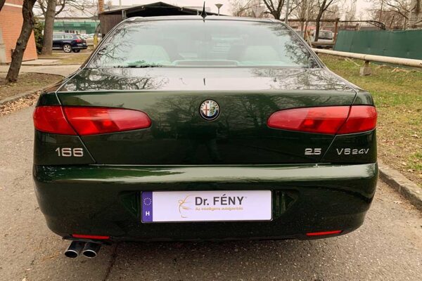 Alfa Romeo 166 javítása, fényezése