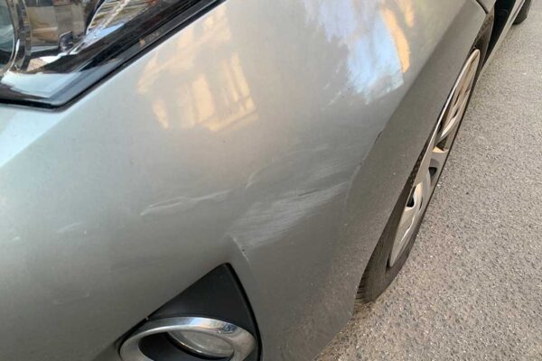 Toyota Auris javítása, fényezése