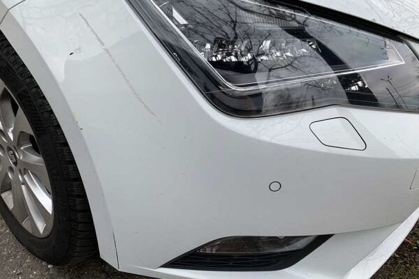 Seat Leon javítása, fényezése