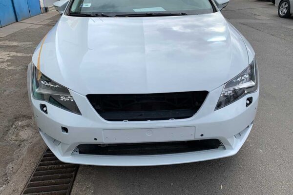 Seat Leon javítása, fényezése