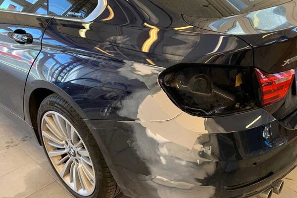 BMW 420d javítása, fényezése