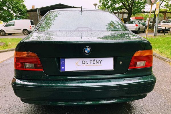 BMW 525 javítása, fényezése