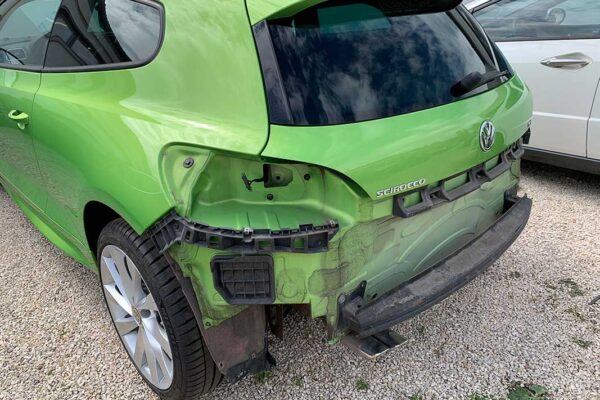 VW Scirocco javítása, fényezése